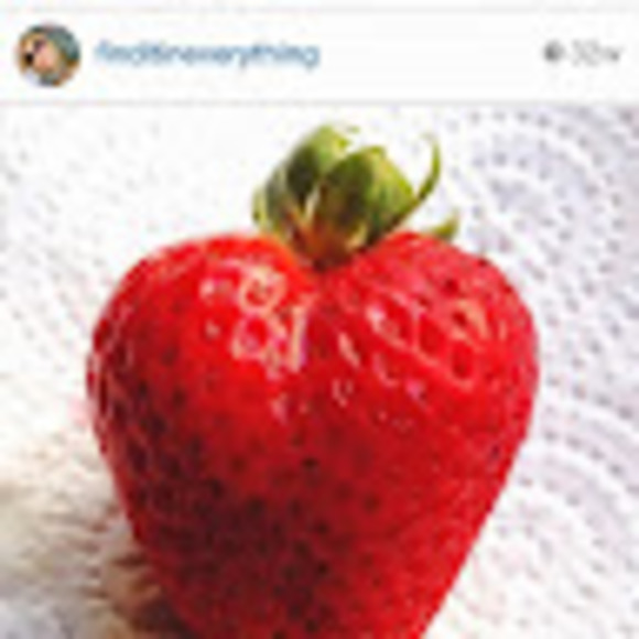 Meet your Posher, Lily Gi - Picture 1 of 1